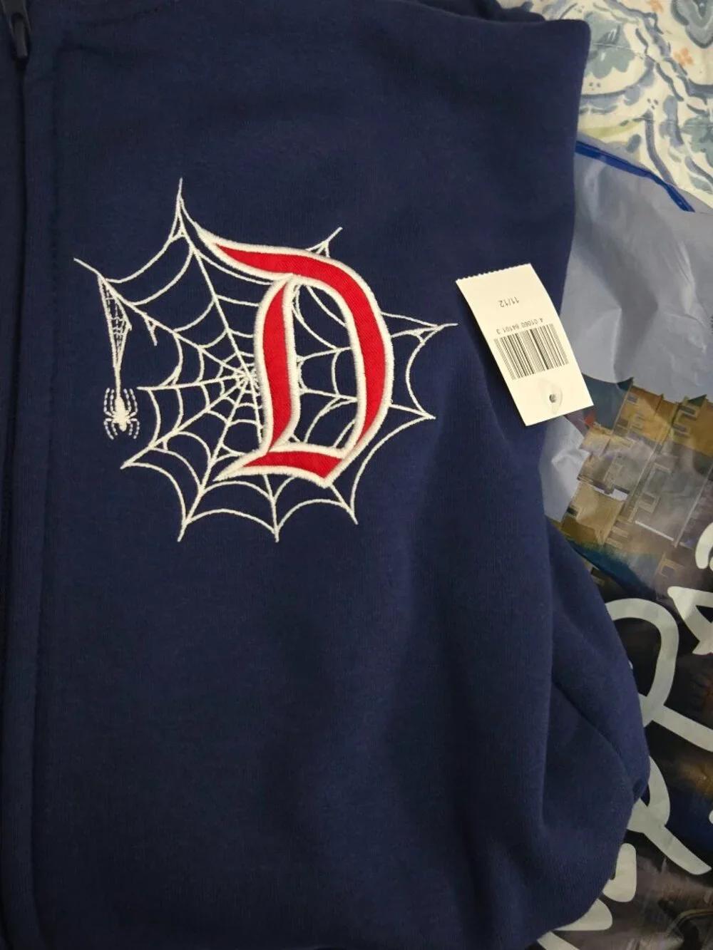 Disneyland Resort nwt size
